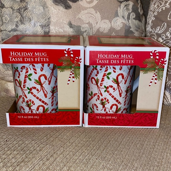 ❤️🤍❤️NWT Candy Cane Set of 2 Mugs - Picture 1 of 10